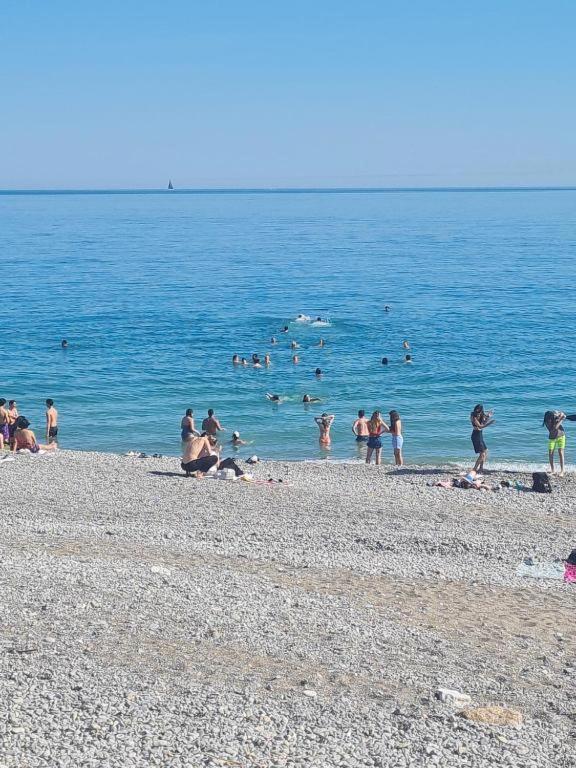 Le Nid Blanc Nice Centre Bagian luar foto
